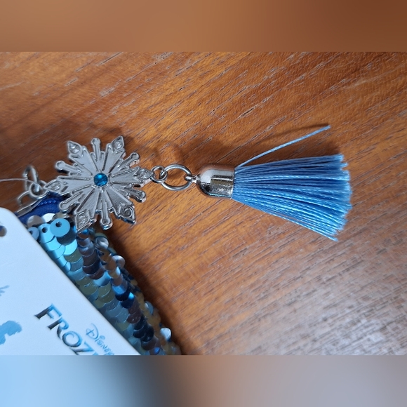 Disney Slippers Minnie Mouse Frozen Sequins Pencil Zip Pouch NEW Kid's Gift - Picture 5 of 9